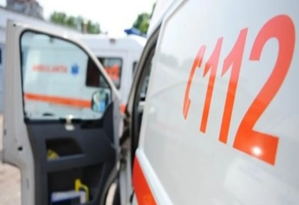 Medicii de pe ambulanță nu mai fac față numărului mare de pacienți infectați cu COVID