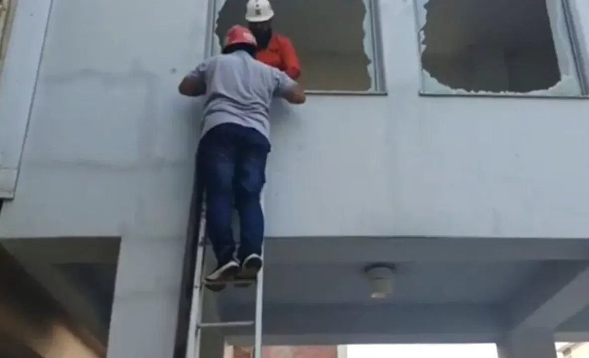 Tragedie într-un spital din Pakistan: 13 bebeluși au murit într-un incendiu