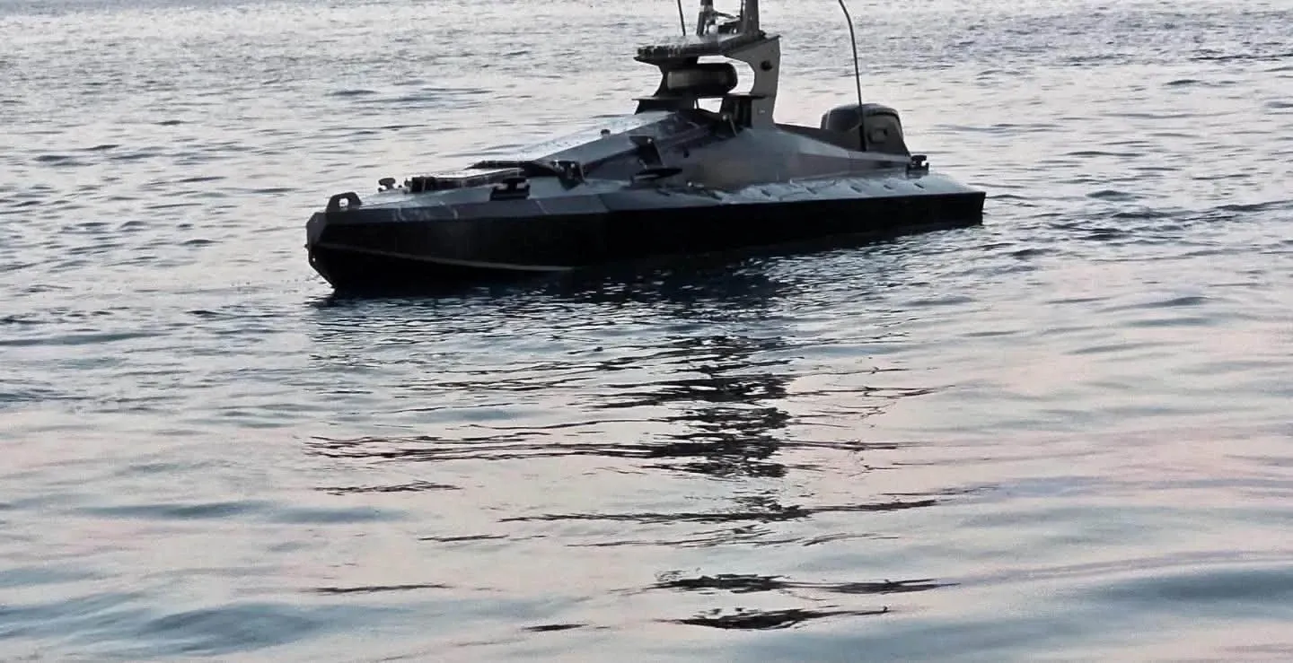 O dronă marină a fost distrusă de un avion F-16 românesc în zona platformei Neptun Deep