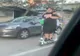 Mai mulți tineri din Târgoviște s-au filmat în timp ce se plimbau cu trotinetele electrice fără să respecte semnele de circulație!